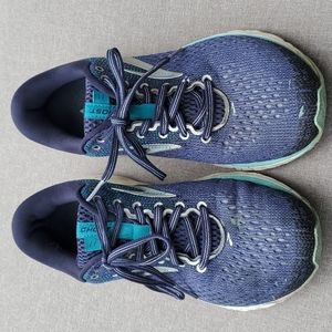 Womens Brooks Ghost 11 size 8W blue running sneakers